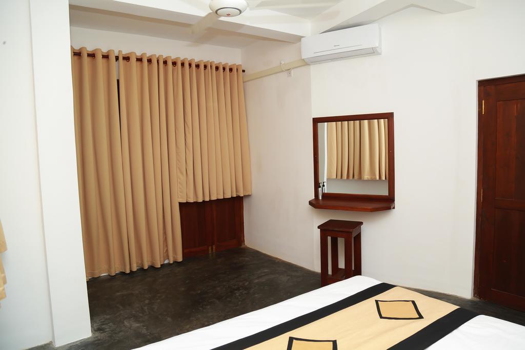 Four Season Guest House Tangalle Eksteriør billede