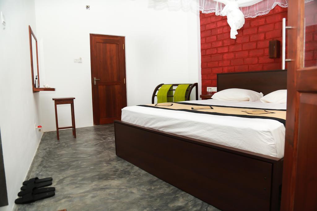 Four Season Guest House Tangalle Eksteriør billede